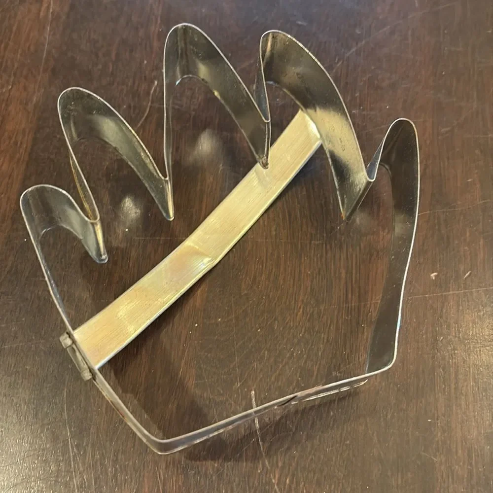 Vintage cookie cutters, hand and donut